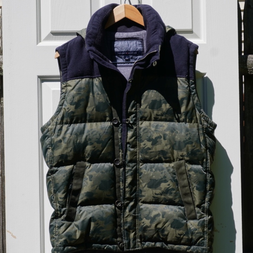 Tommy Hilfiger Camouflage & Navy Puffer Vest
